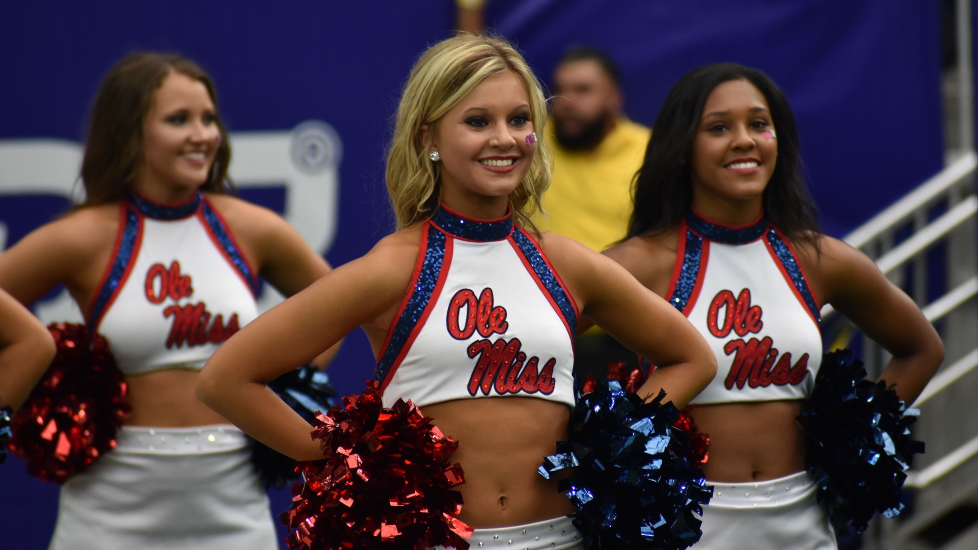 Photos Ole Miss Rebelettes Cheerleaders At 2018 Advocare Texas