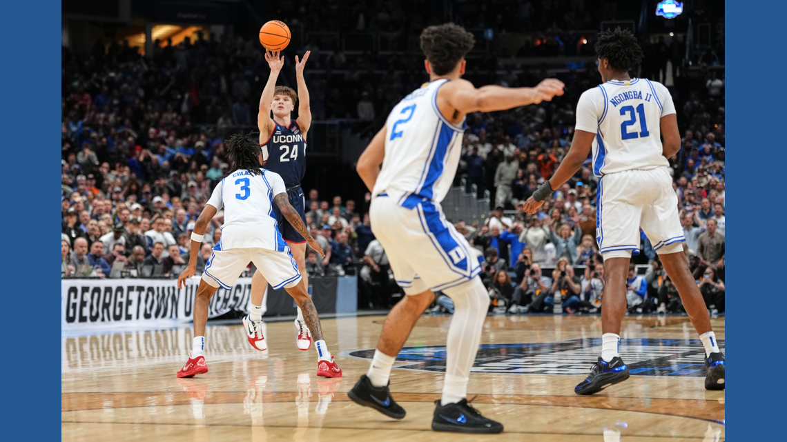 UConn carries an 18-game win streak in Sweet 16 or later into a stacked ...