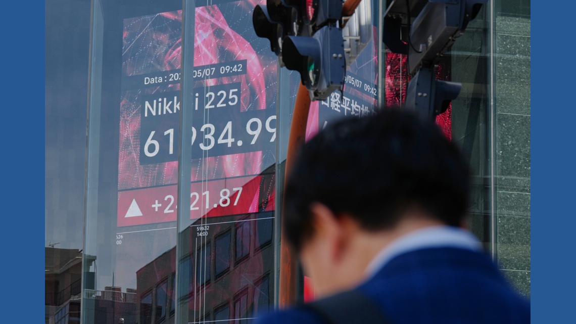 Asian shares mostly gain and oil prices fall after Trump says peace ...