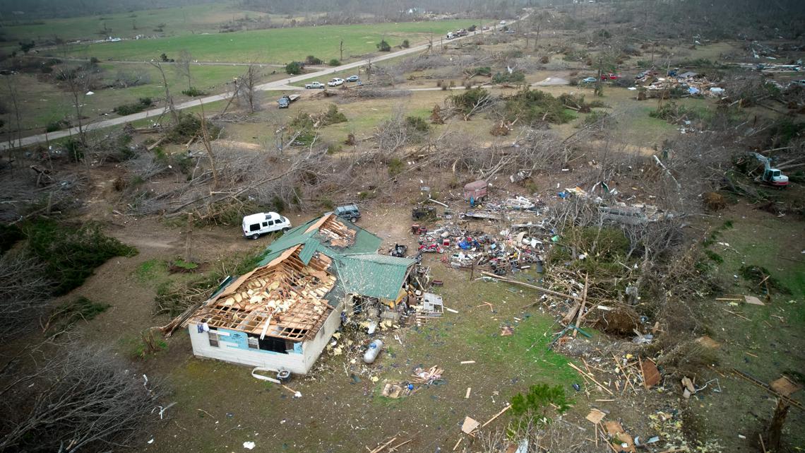 Severe storm across US sparks threat of tornadoes, fires | khou.com