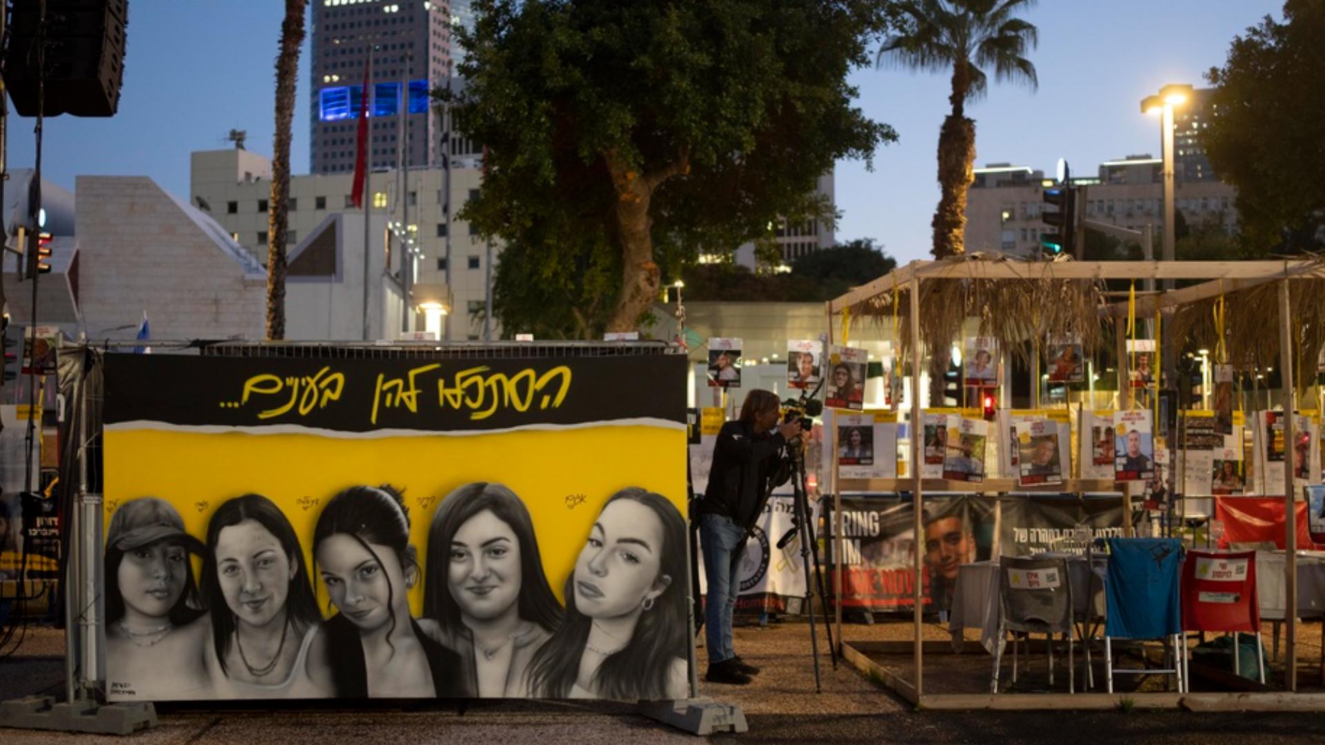 Hamas releases 4 female Israeli soldiers as part of fragile ceasefire ...