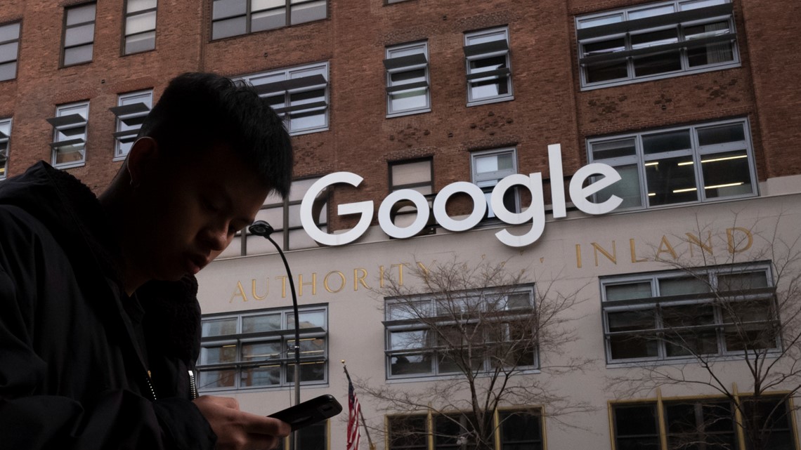 Texas AG Ken Paxton menggugat Google, menuduh perusahaan ‘menipu melacak lokasi pengguna tanpa persetujuan’