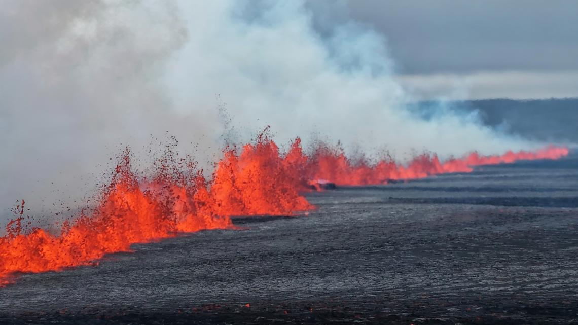 Iceland volcano eruption prompts evacuations close to Grindavik Iceland volcano eruption prompts evacuations close to Grindavik