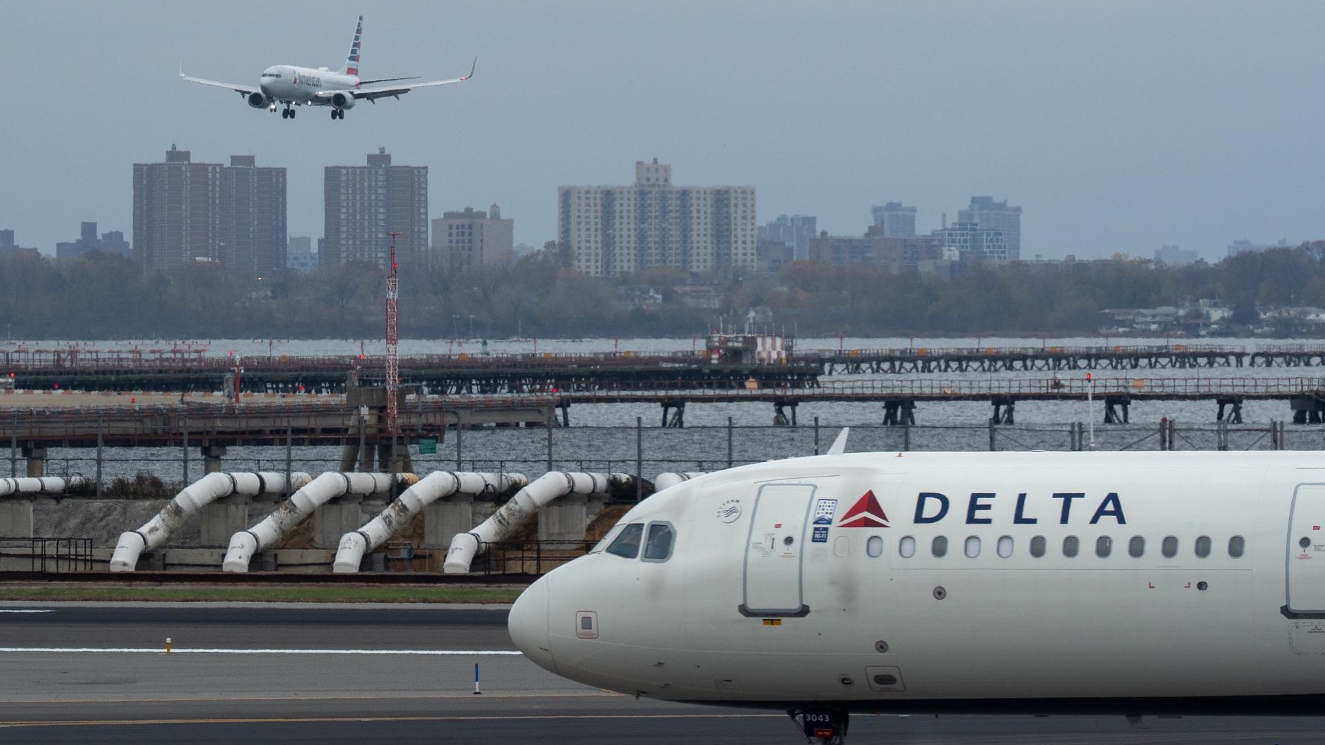 Boston-bound Delta flight makes emergency landing after smoke reported ...