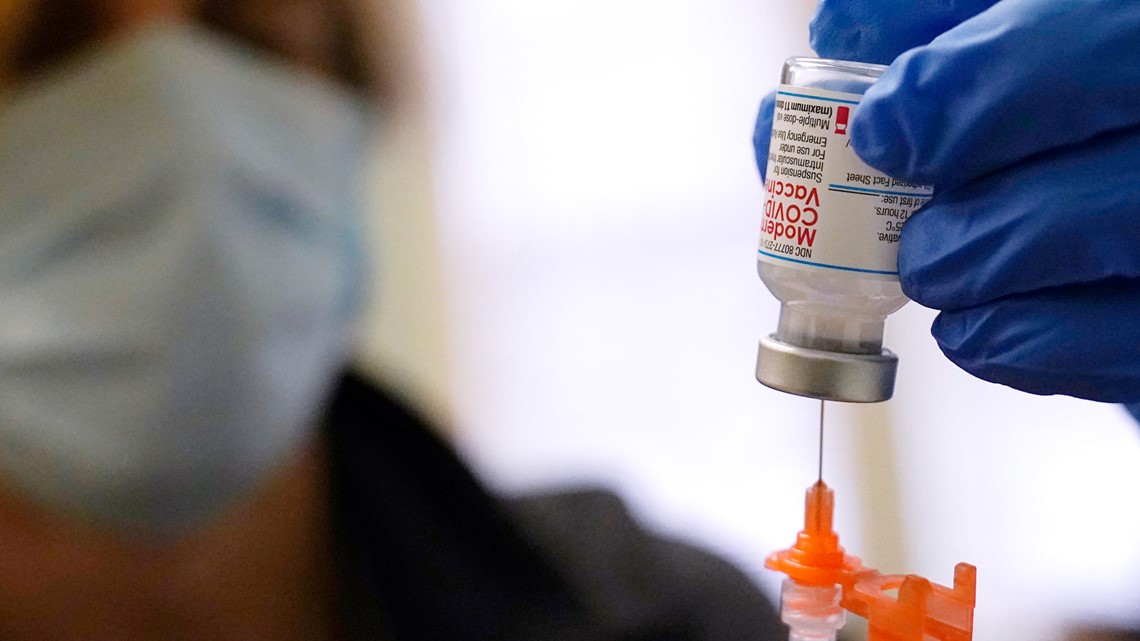 FDA mengizinkan suntikan penguat COVID omicron untuk BA.4, BA.5