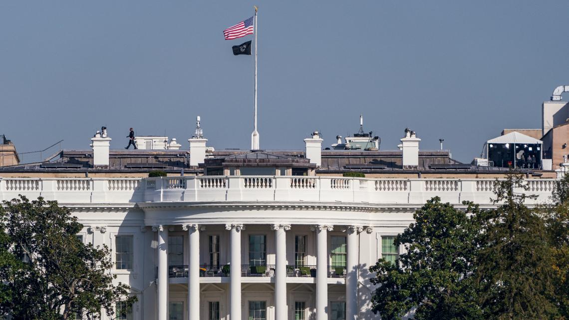Armed man shot by Secret Service near White House, suspect hospitalized ...