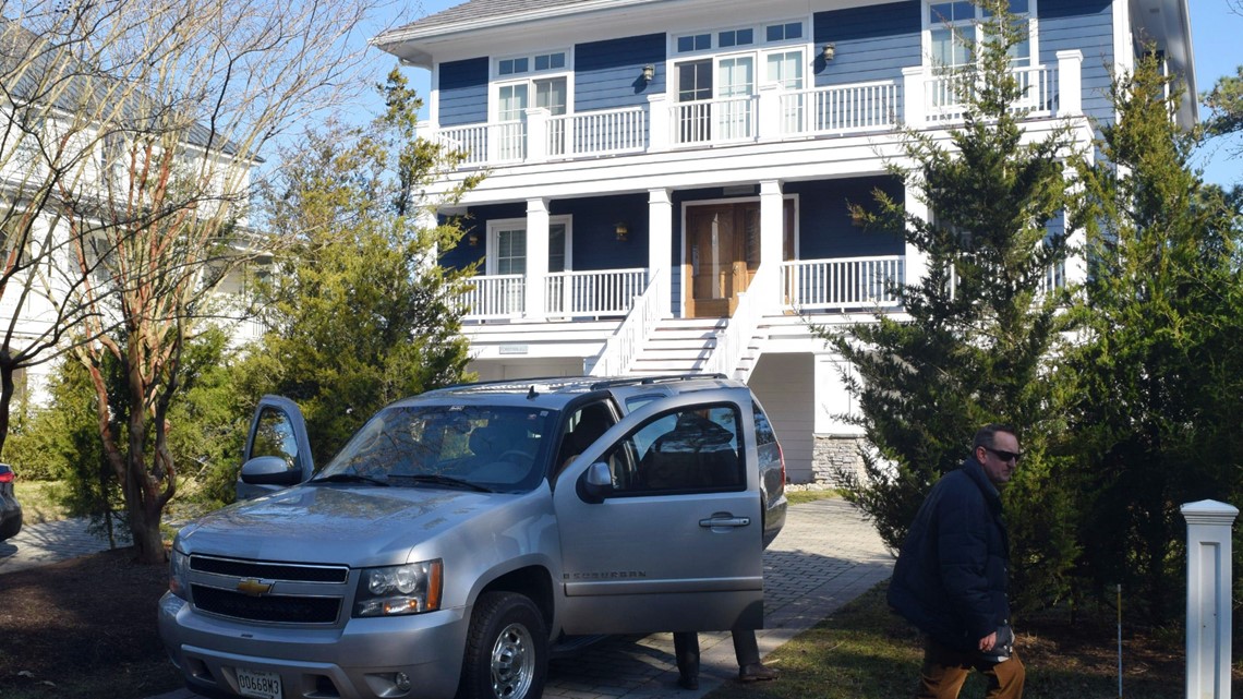 FBI menggeledah rumah pantai Biden di Delaware untuk mencari dokumen