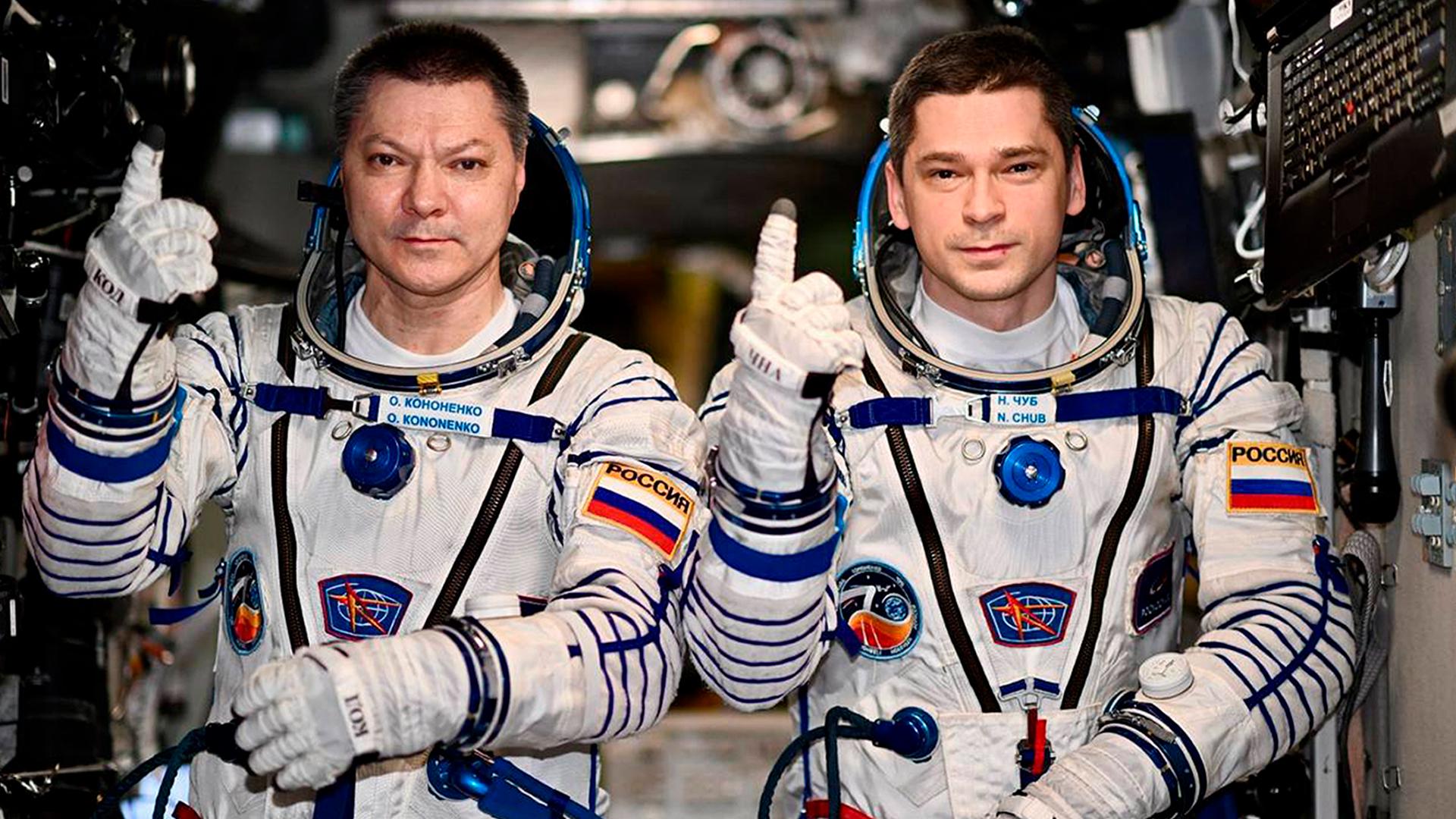 Russians beat record for longest International Space Station stay ...