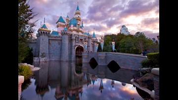 Disneyland Vs Knott S Berry Farm Which Is Better For You Khou Com