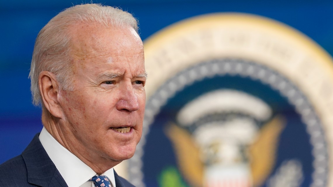 Biden menginginkan vaksinasi, tidak ada batasan lagi saat omicron menyebar