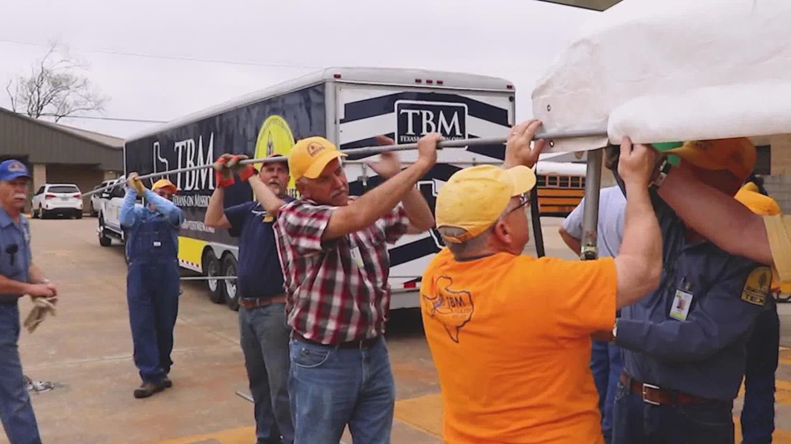Texas non-profit aims to provide 'hope and healing' in Florida communities impacted by Hurricane Ian - Vimarsana News