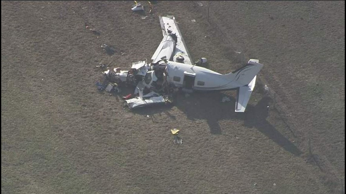 Four people killed in small plane crash near Yoakum Texas