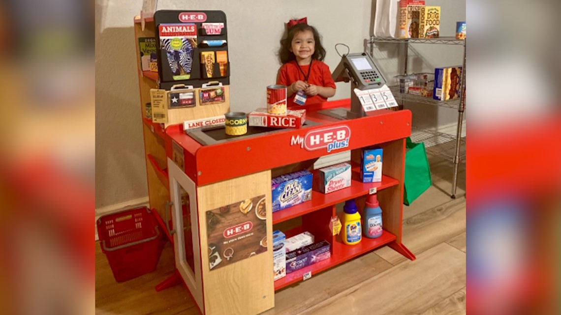 SO CUTE Mom makes HEB cashier station for daughter