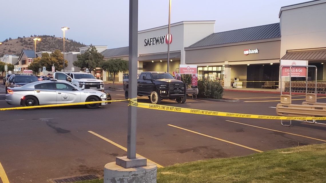 3 dead in shooting at The Forum shopping center in Bend, Oregon - Vimarsana News