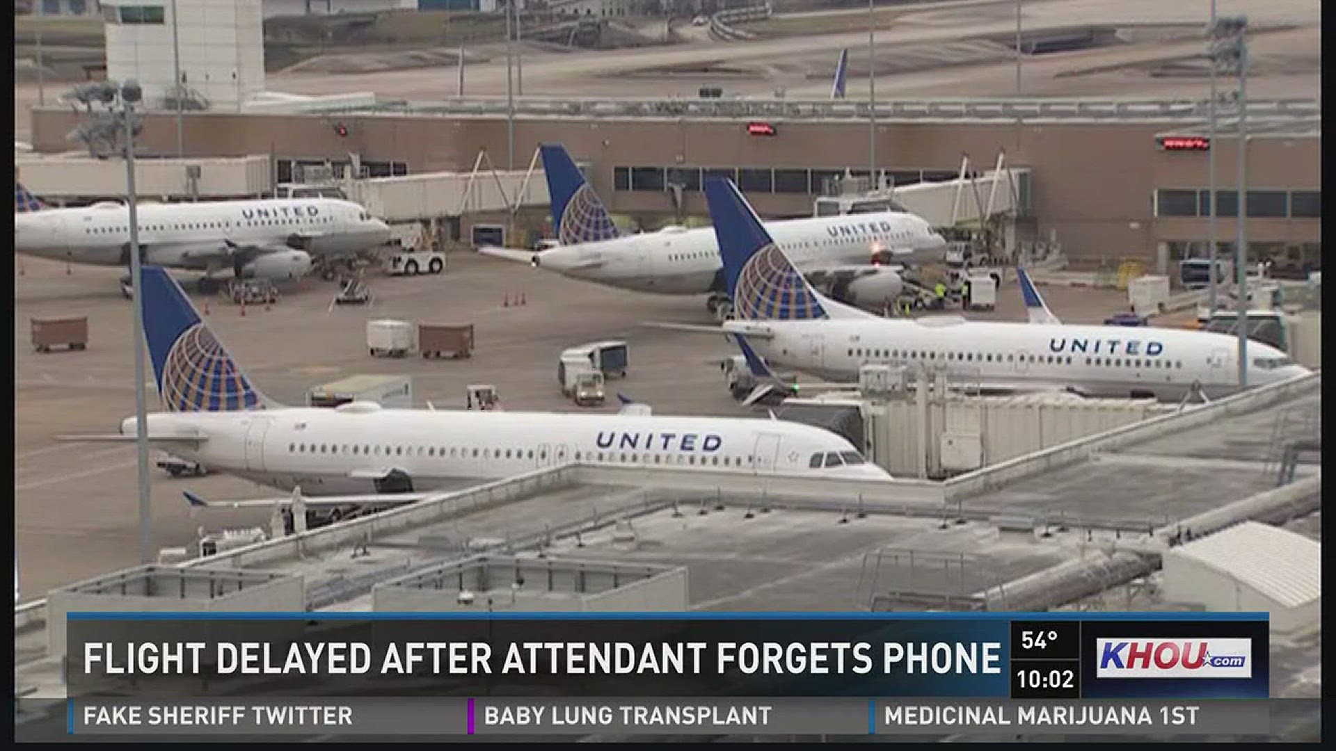 Nearly 200 passengers on a United Flight into Houston were delayed on Wednesday after a flight attendant forgot her cell phone.