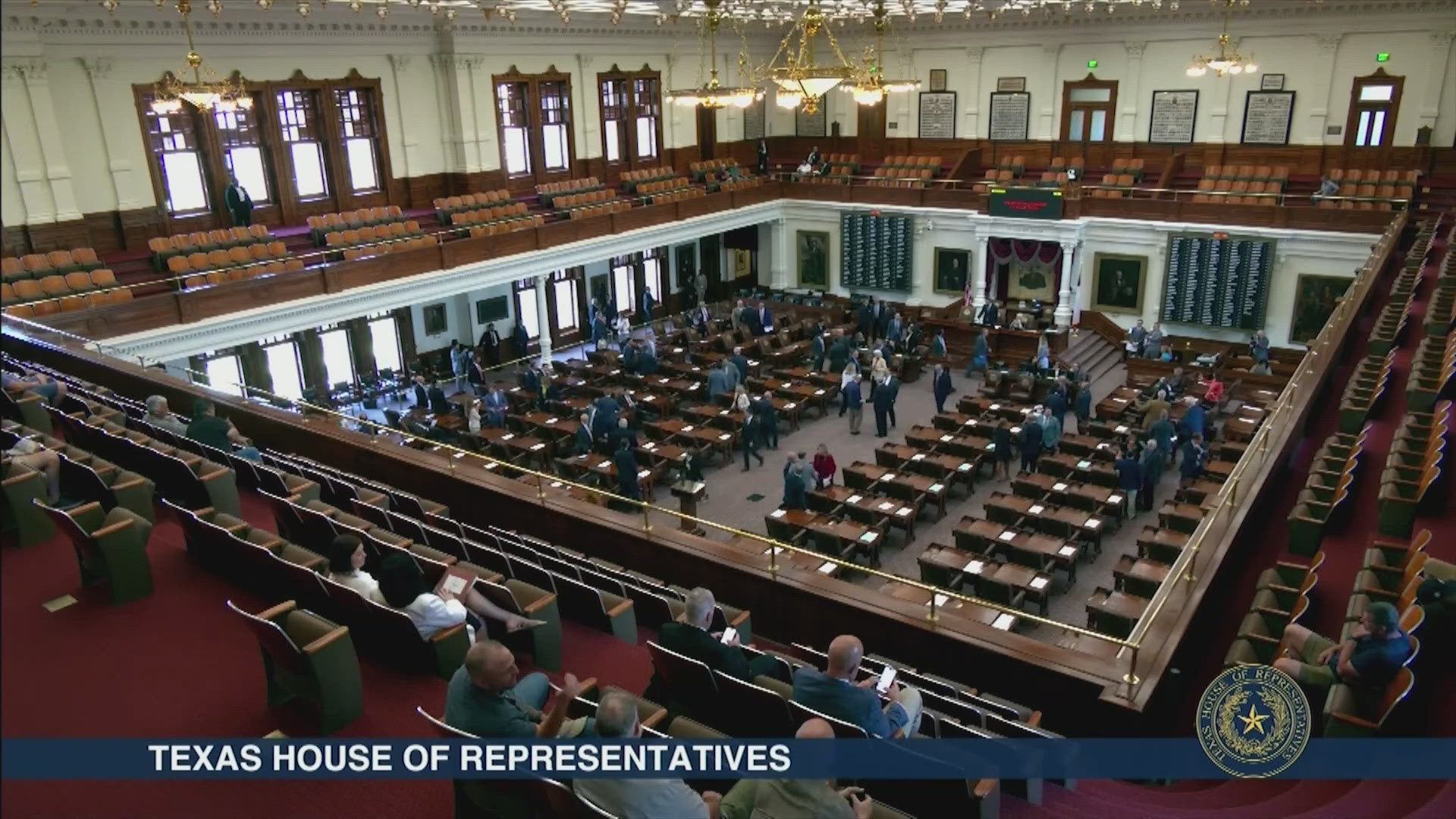 Abbott warns Democrats as Texas redistricting standoff drags on | khou.com
