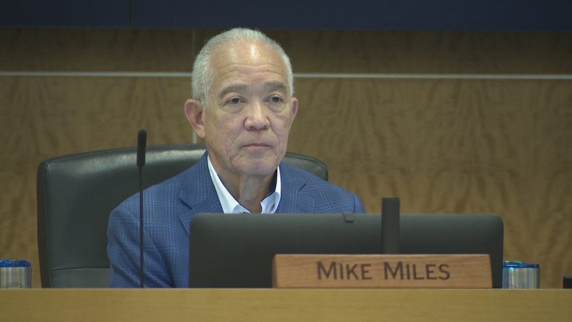 HISD Superintendent Mike Miles responds to questions about staff cuts ...