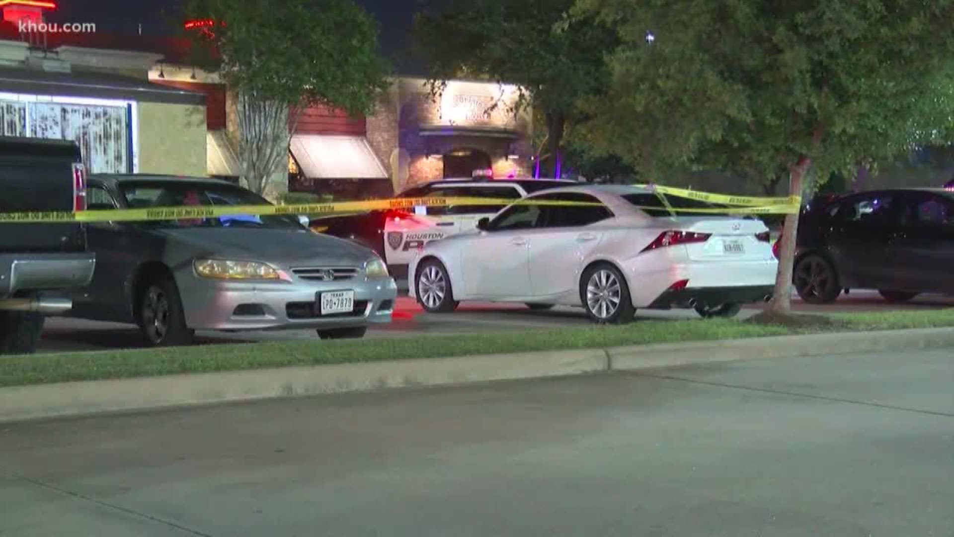 Houston Police say an off-duty deputy was targeted in an attempted robbery Tuesday night in the Willowbrook area.