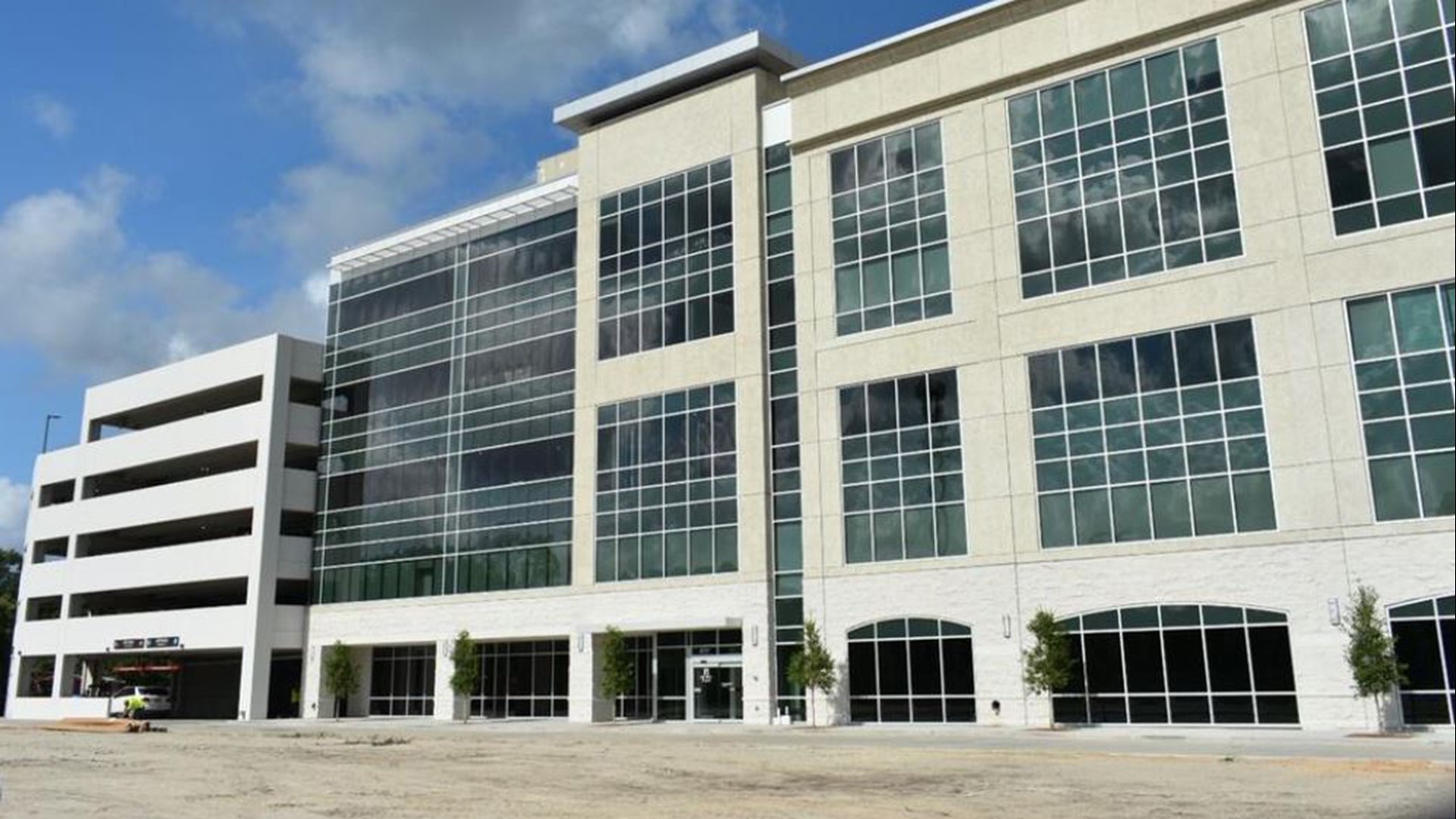 Federal Grill owner will open Hedwig Village restaurant Friday