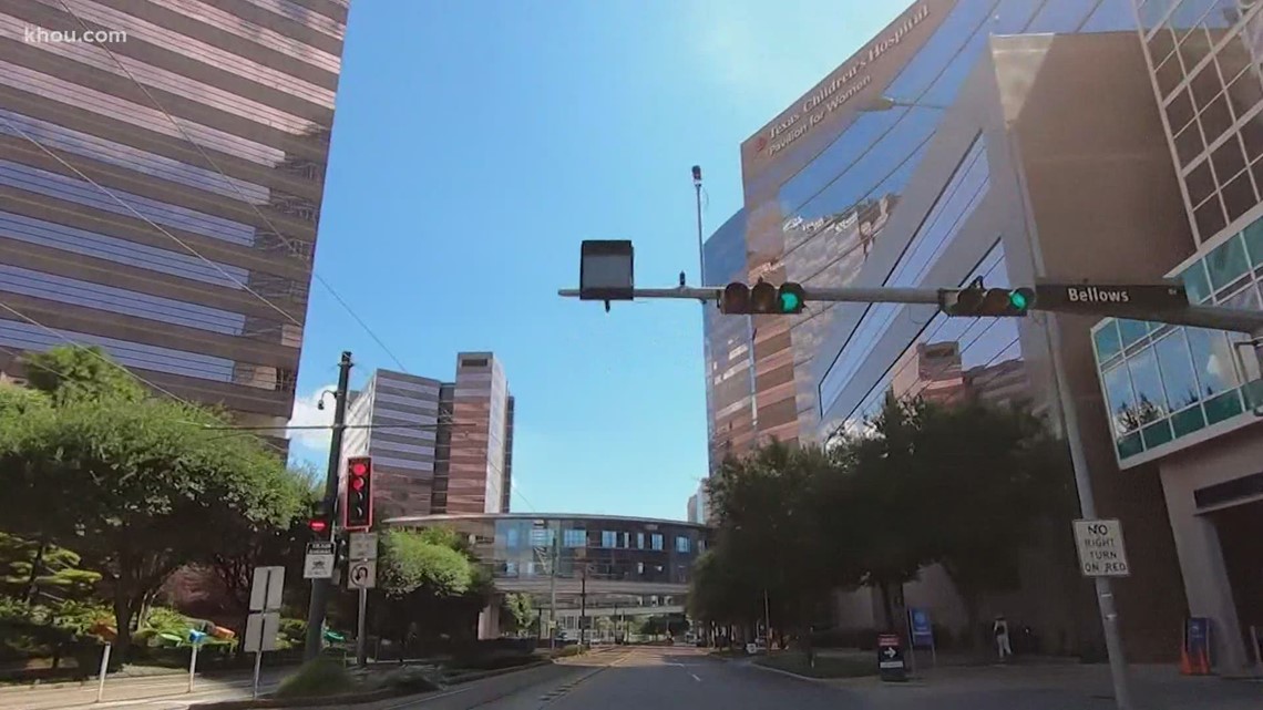 How many ICU beds are available in Texas Medical Center?