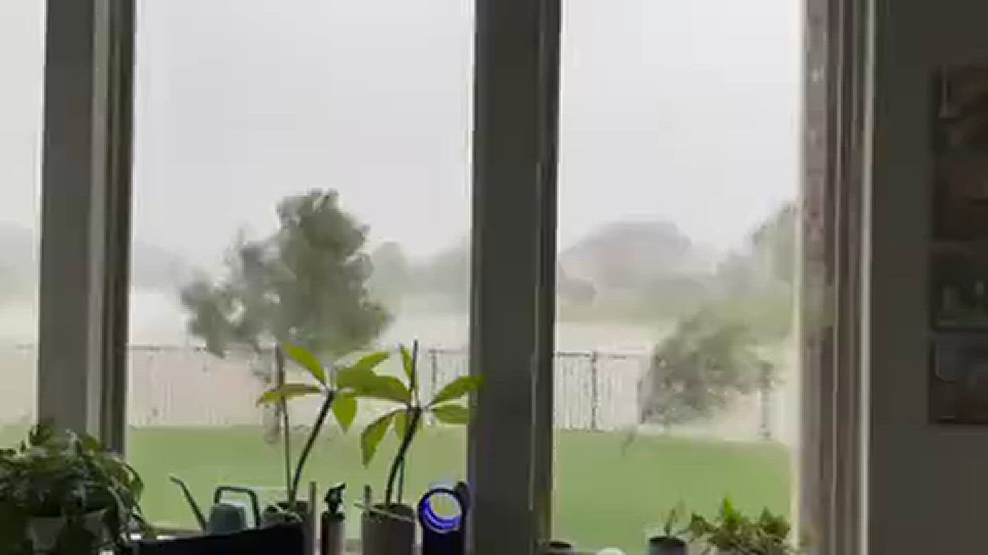 Hurricane Beryl's eye wall in Fulshear, Texas, Monday morning.
Credit: Kelly