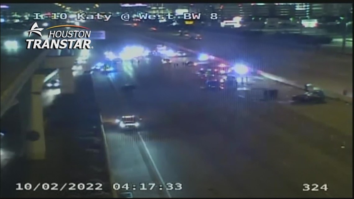 2 deputies in critical condition after major crash on Katy Freeway