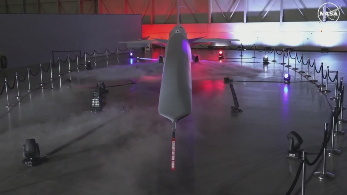 NASA unveils one-of-a-kind experimental aircraft | khou.com