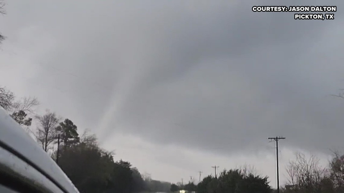 Pickton, Texas possible tornado Video captured in North Texas on March
