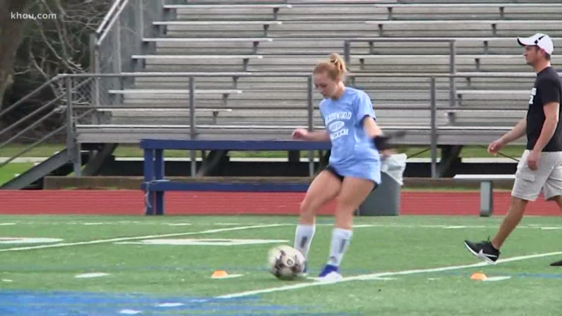 Brazoswood Lady Bucs looking for another district title | khou.com