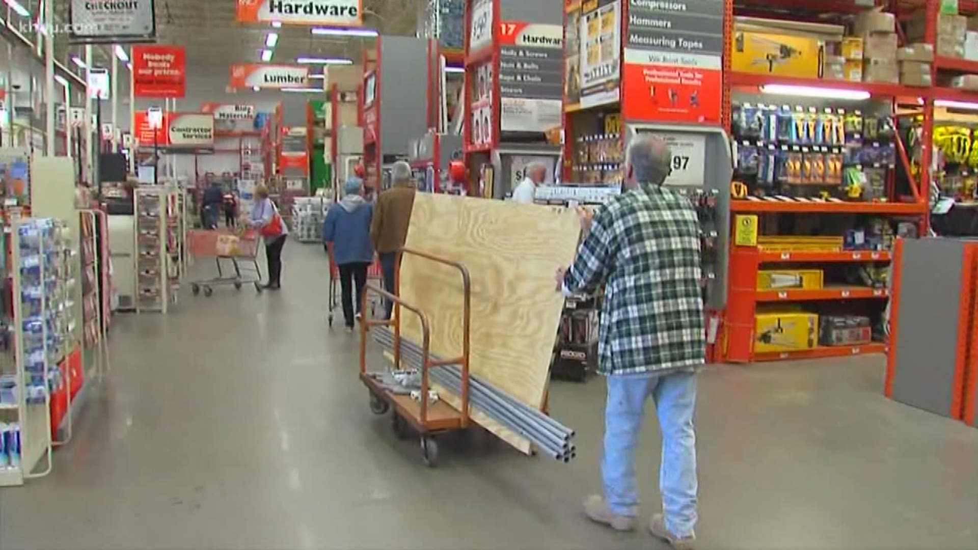 If you're looking to put in some work around the house this spring which store offers the most bang for your buck? Consumer reporter John Matarese puts Lowes and Home Depot to the test so you don't waste your money.