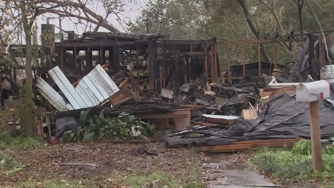 Neighbors rally around man after space heater fire destroys a veteran's ...