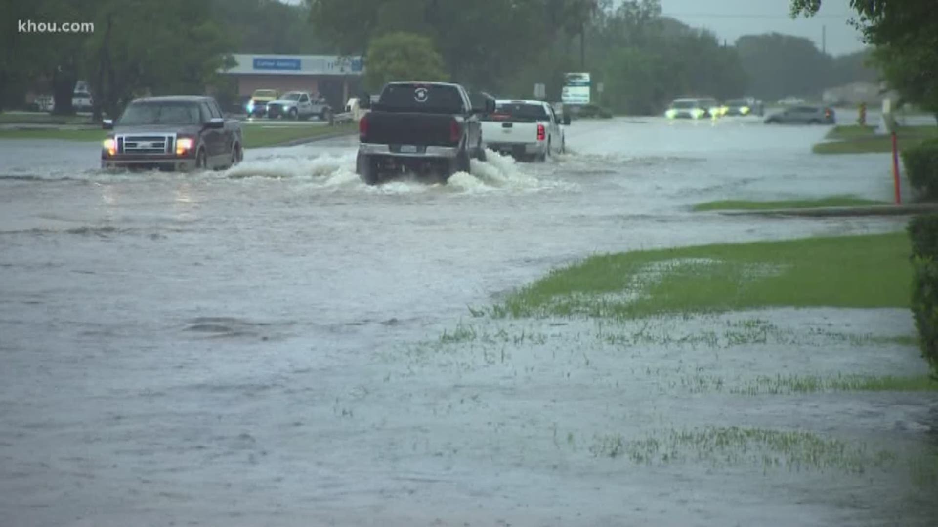 Many parents are sounding off on how they feel their school district handled Imelda’s flooding. Some are upset, but others are praising their district.