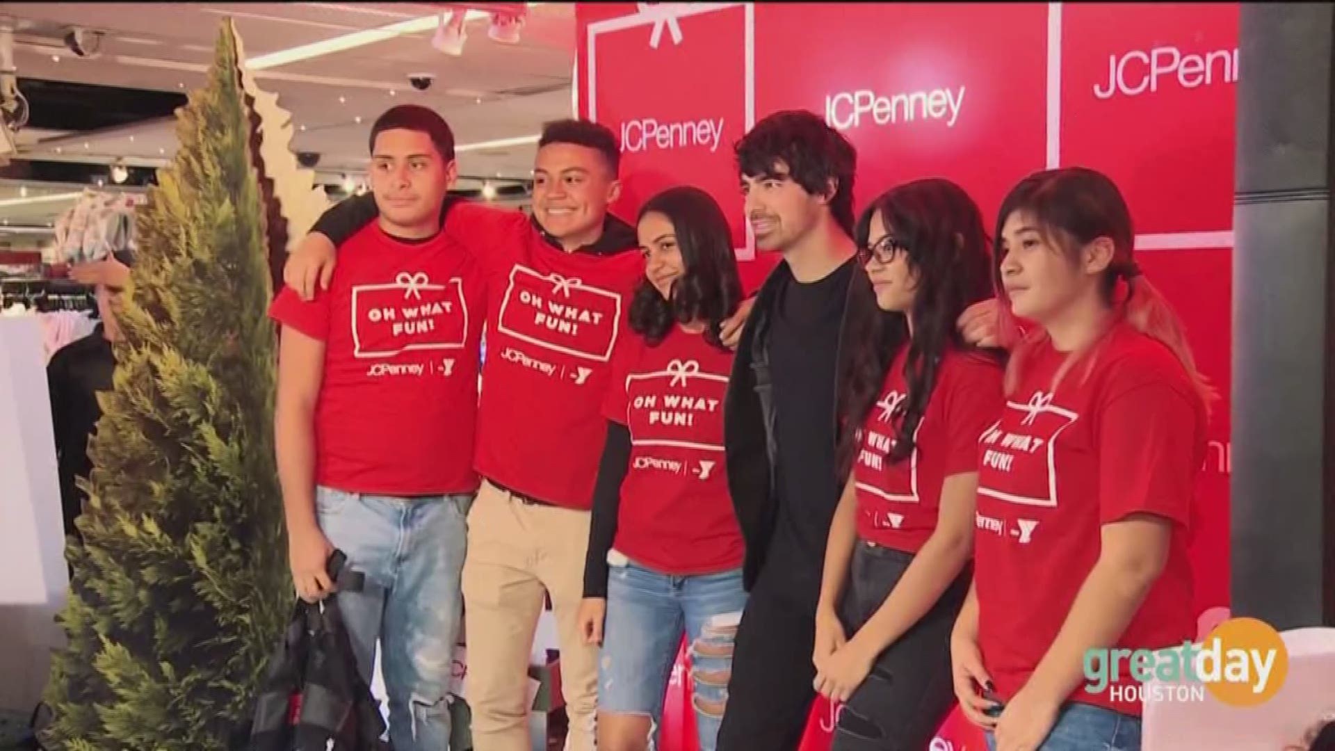 Joe Jonas teamed up with JCPenny for their JCPenny Holiday Giving Spree.