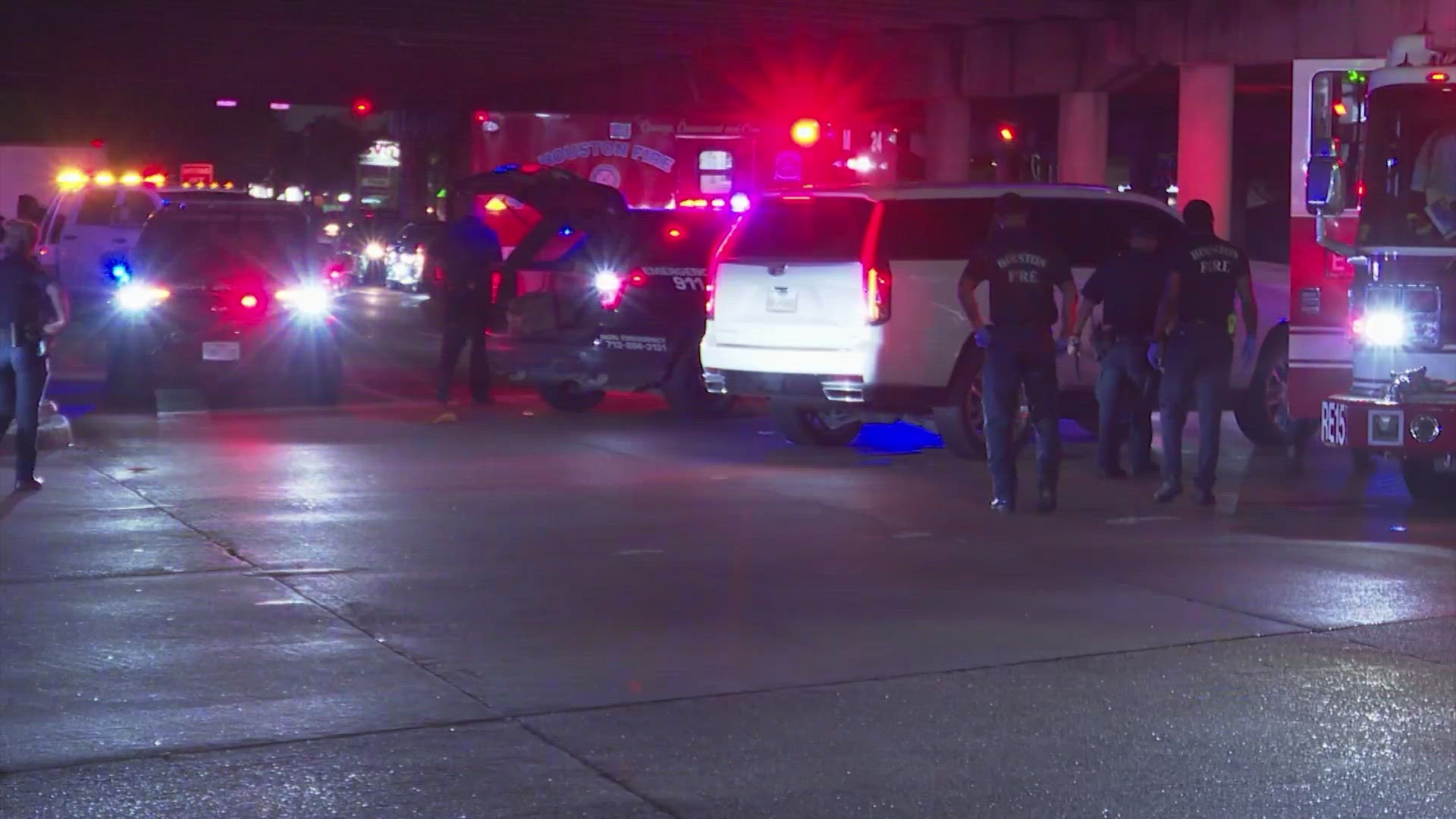 Two injured in drive-by shooting outside SW Houston club