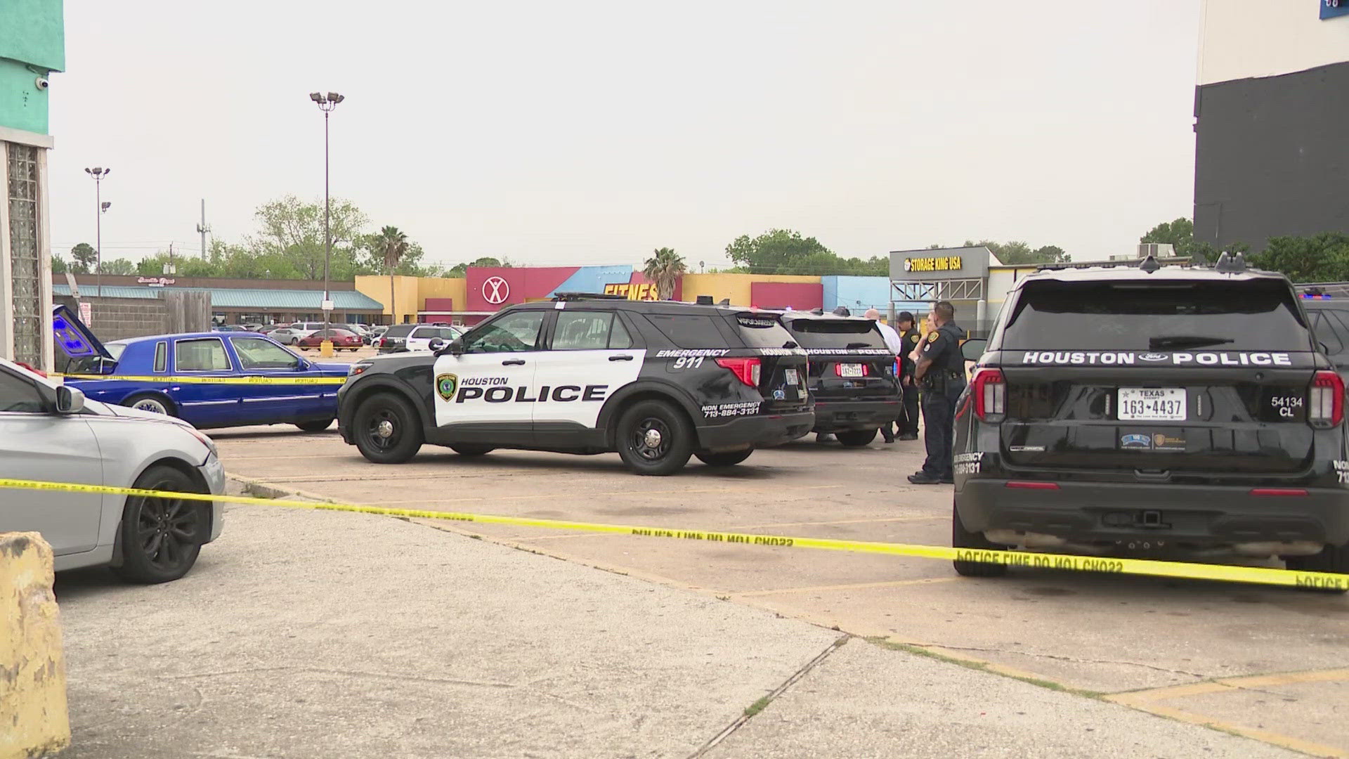 Man killed in shooting outside Gulf Freeway club in southeast Houston ...
