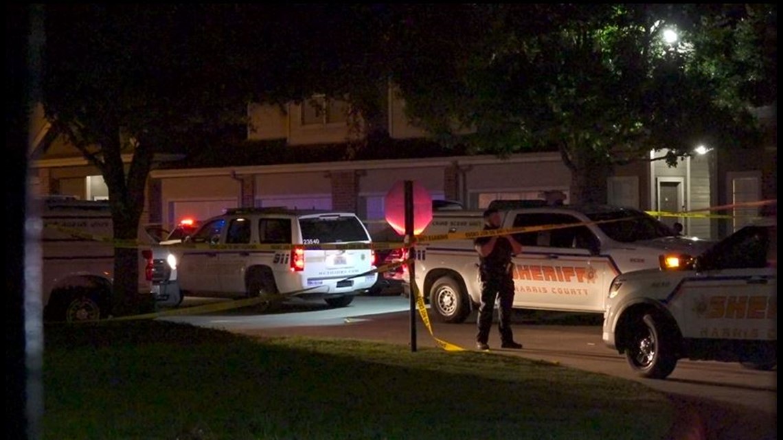HCSO: Man shot to death while selling gun in north Harris County | khou.com