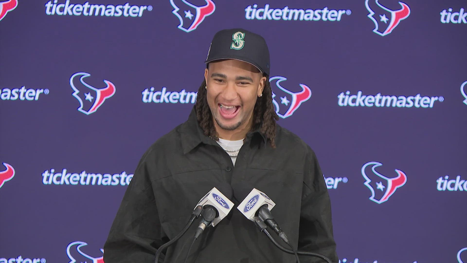 CJ Stroud explains why he wore a Mariners hat to preseason game