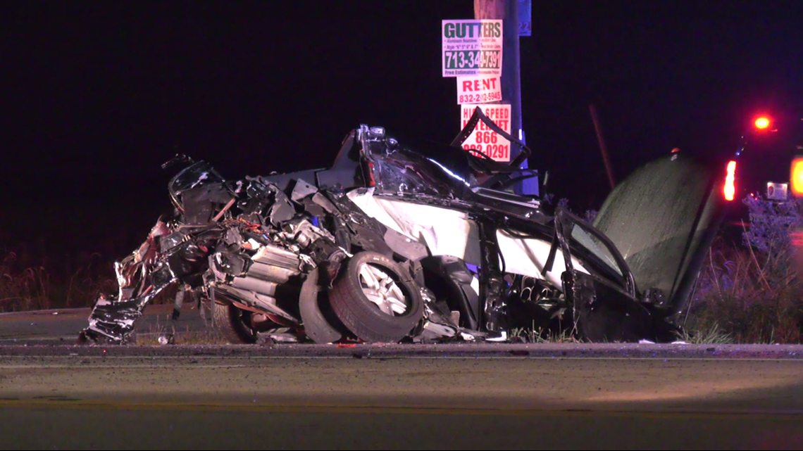 Fatal crash on Texas Highway 35 near Country Road 191