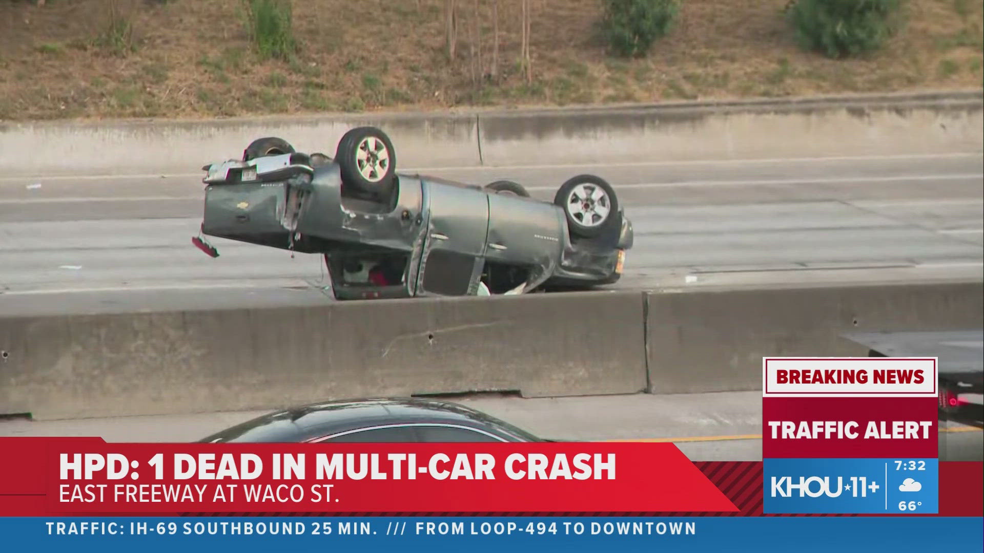 Deadly multi-vehicle crash shuts down I-10 East heading into downtown ...
