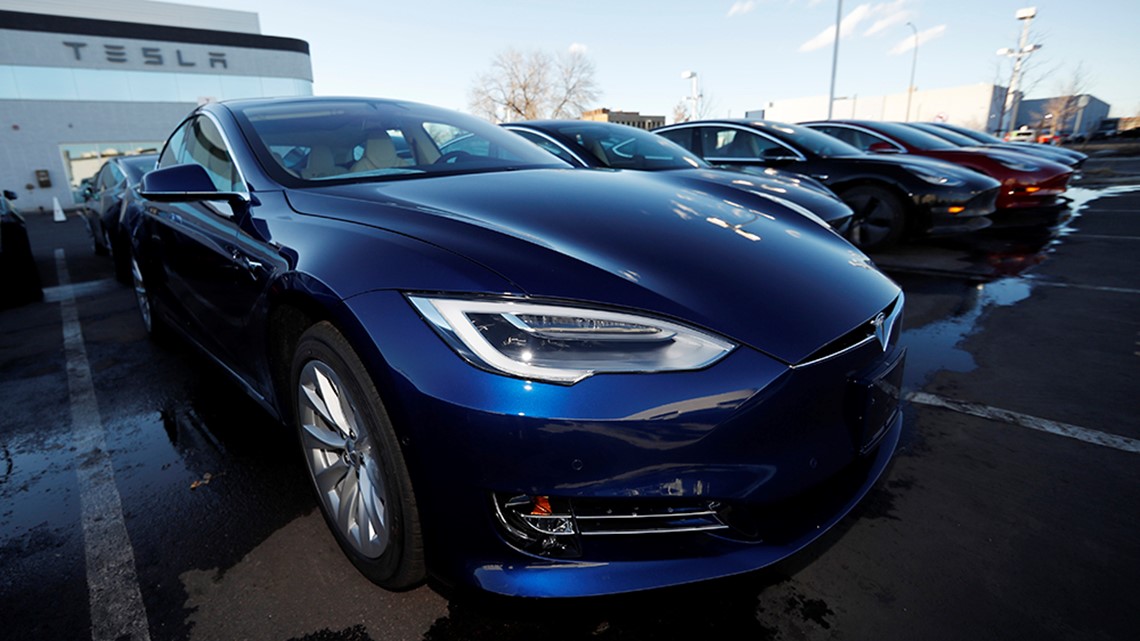 Houston-area city leaders make push to bring Tesla to Texas | khou.com