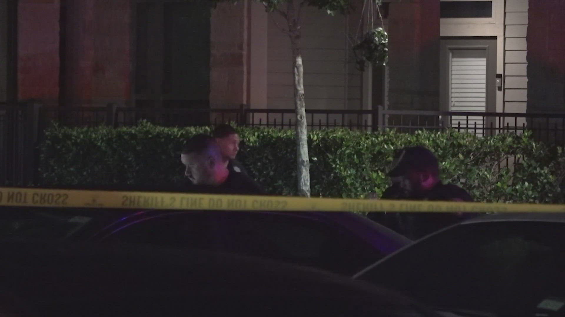 HCSO: Suspect wanted in shooting at apartment complex in west Harris ...