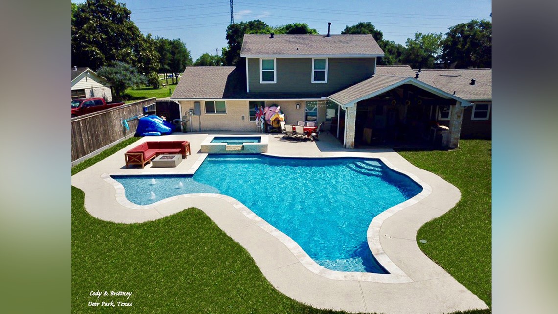 Texas family loves their state so much, they installed a Texasshaped pool behind their house