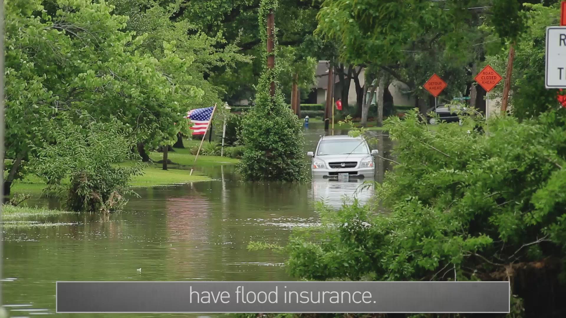 Don't fall for insurance scams after a big storm! Here are some tips to be aware of.