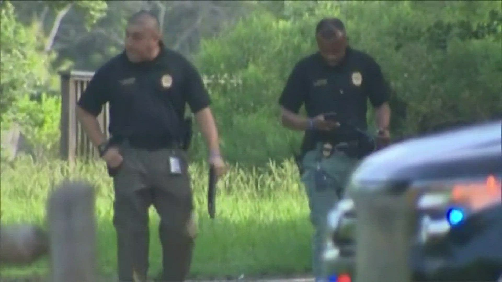 A suspected MS-13 gang member is being brought back to Houston to face capital murder charges.