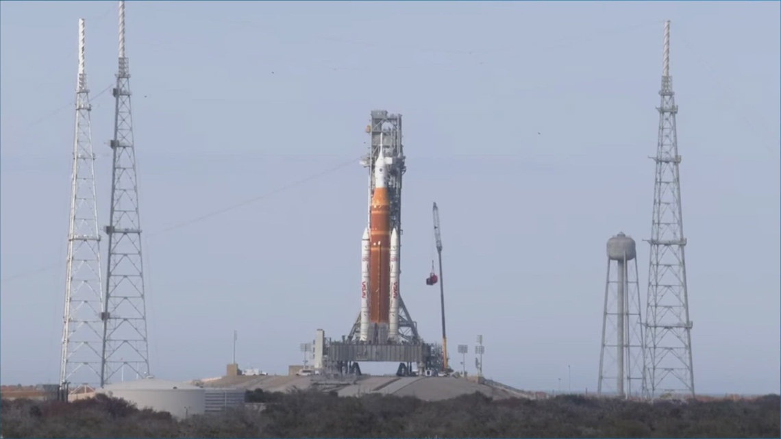 NASA to roll Artemis II rocket back to Vehical Assembly Building | khou.com
