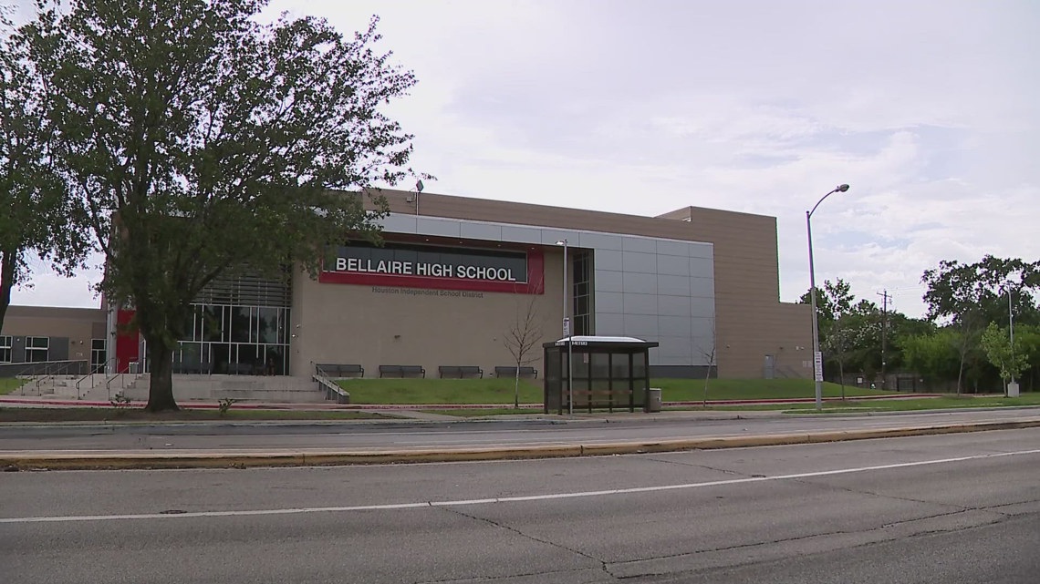 Houston ISD settles federal lawsuit over student pronouns at Bellaire High School