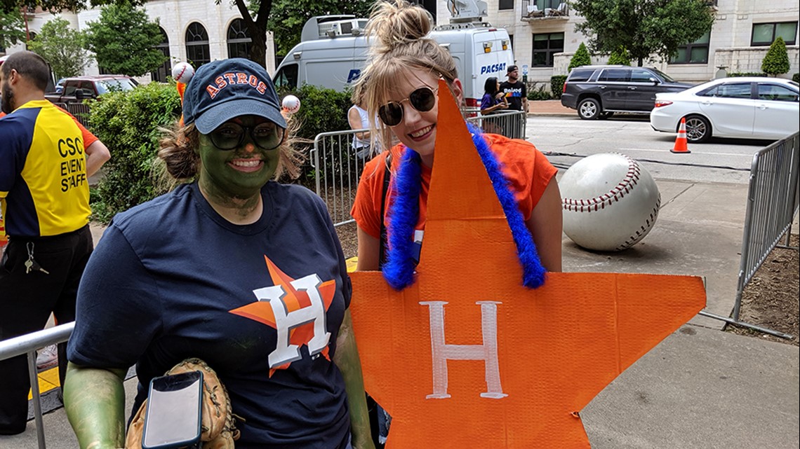 Ellen Says, 'Let's Talk, Astros Fans!