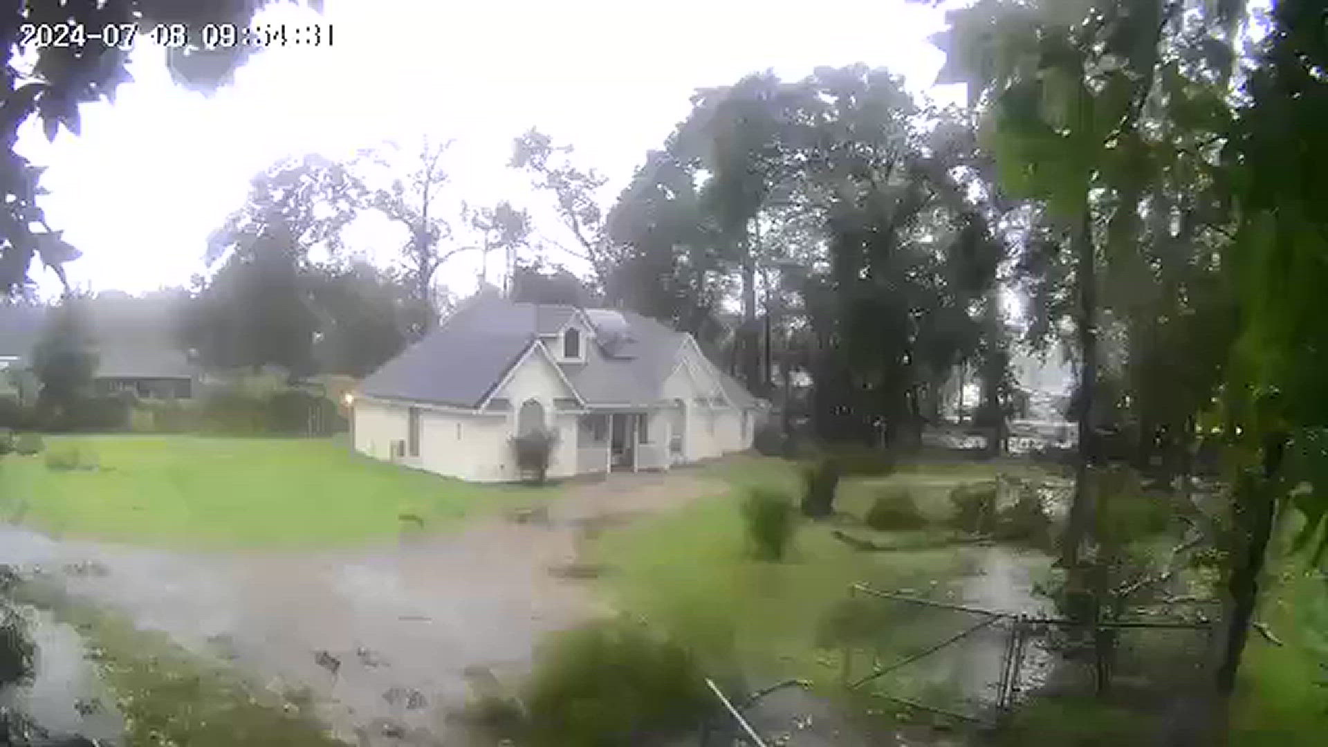 Surveillance video shows strong wind at home in Crosby, Texas | Hurricane Beryl
Credit: Sarah Havner