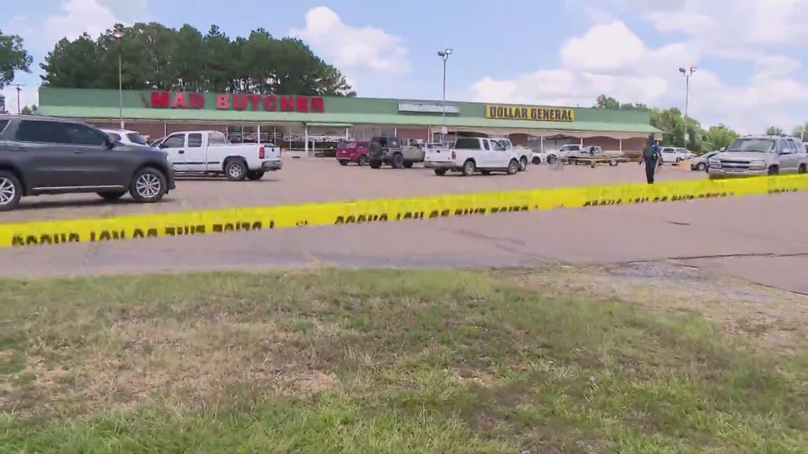 Multiple victims shot outside Arkansas grocery store | khou.com