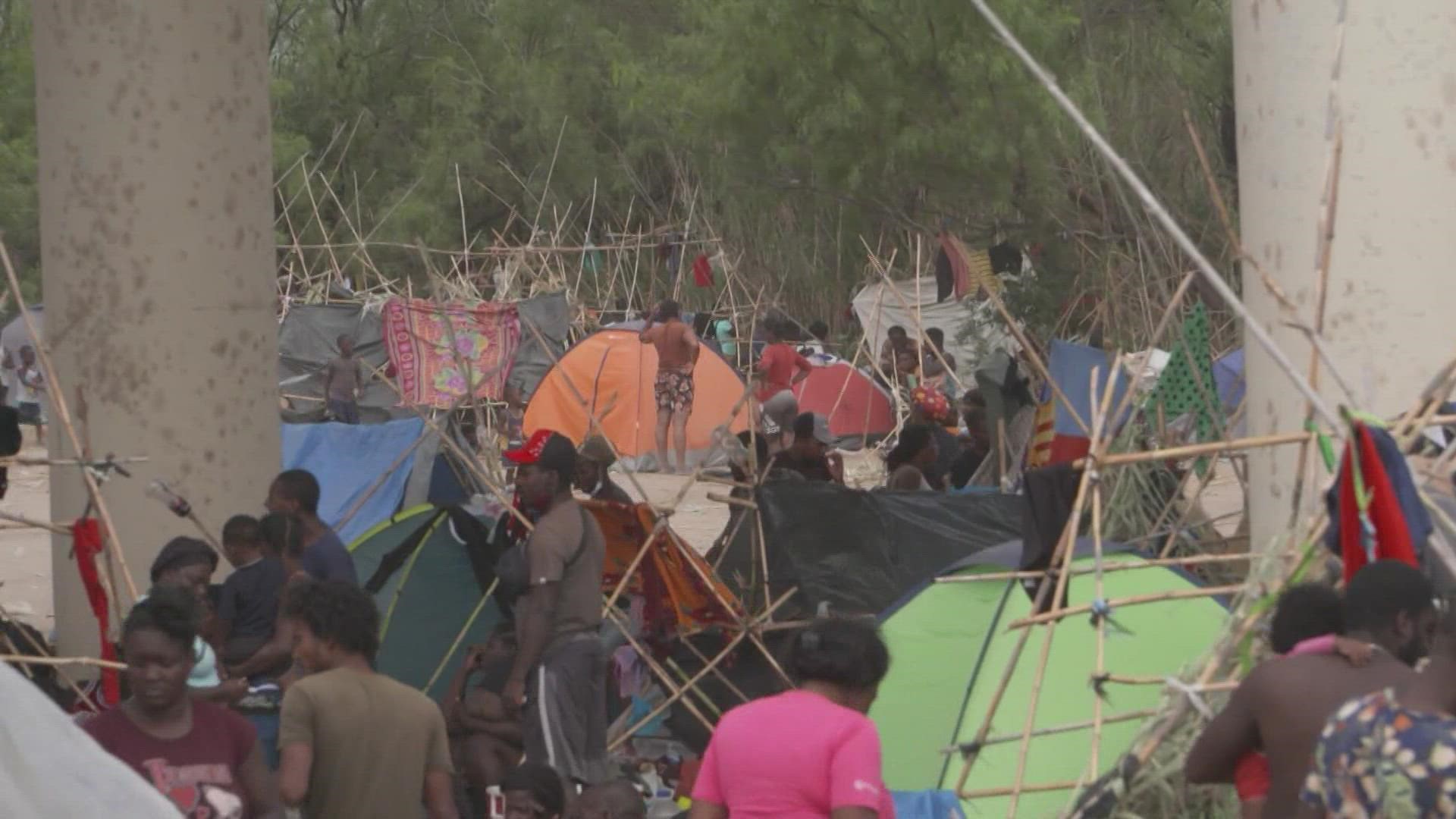 Haitian migrants still camping under Del Rio bridge near Texas-Mexico border